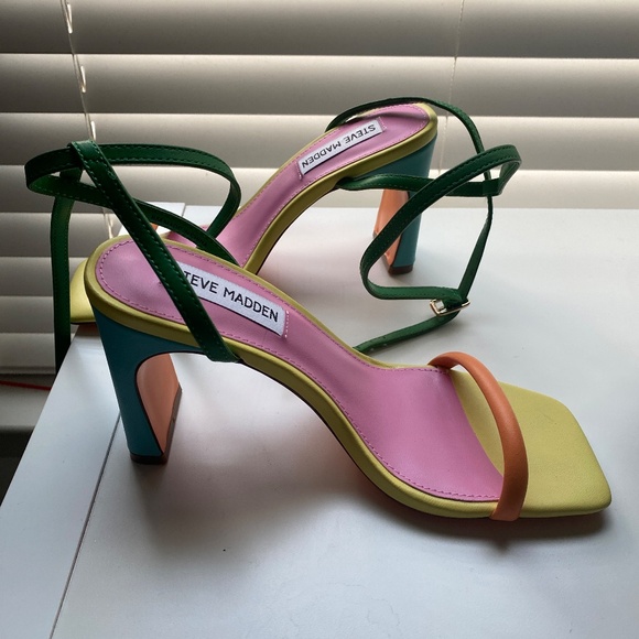 NWOT Steve Madden Eryka Ankle Strap Sandal - Picture 5 of 9
